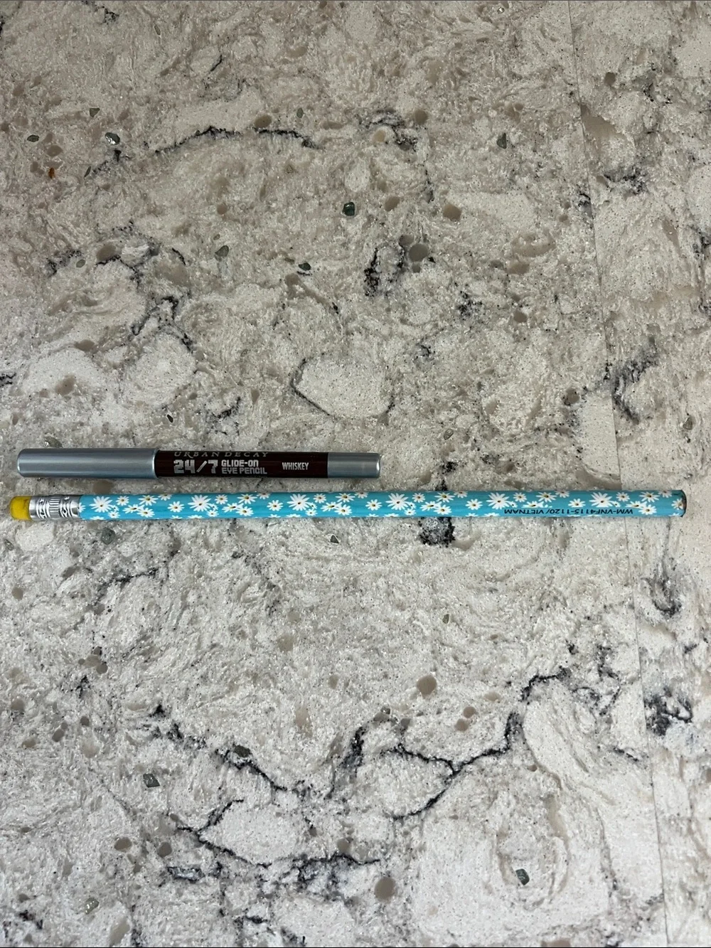 4/$14 Urban Decay 24/7 Glide-on Eye Pencil in Whiskey, travel size, NEW
